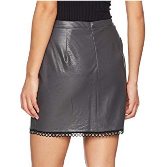 GRAY MON CHERIE PU SKIRT! - Picture 2 of 8
